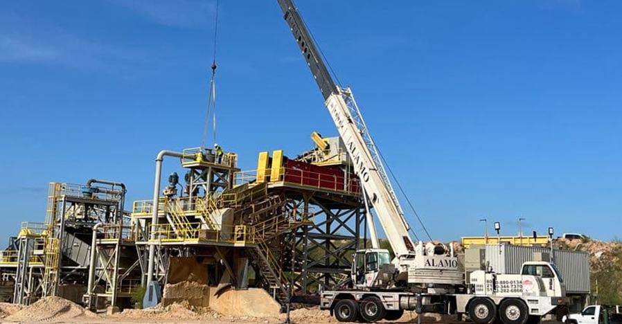 oil and gas crane rental service